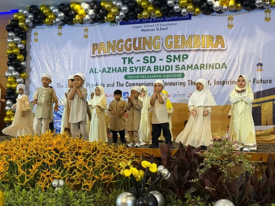 PANGGUNG GEMBIRA